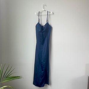 Top shop full length dress - navy - worn once - top detail - slit